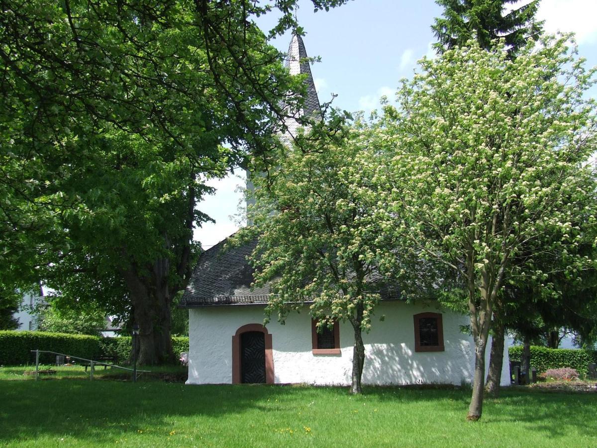 Gaestehaus Juetten Hotel Hellenthal Exterior photo